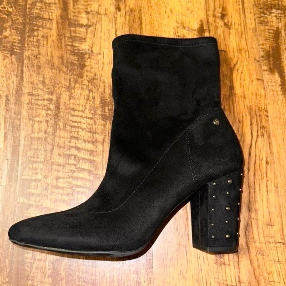 Simply Vera Wang Dallas Studded Block Heel Short Boots Black Womens 9